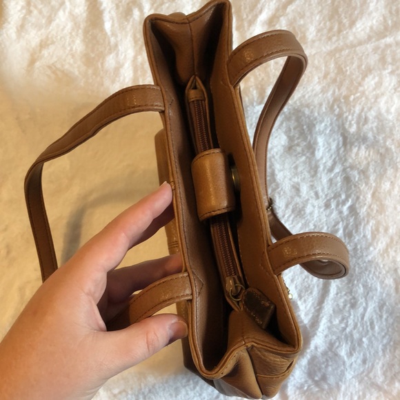 Genuine Leather Zipper Front Shoulder Bag Purse - Picture 8 of 14